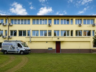Montáž klimatizácií na zdravotnom stredisku v Hanušovciach nad Topľou – MAZOX klimatizácie